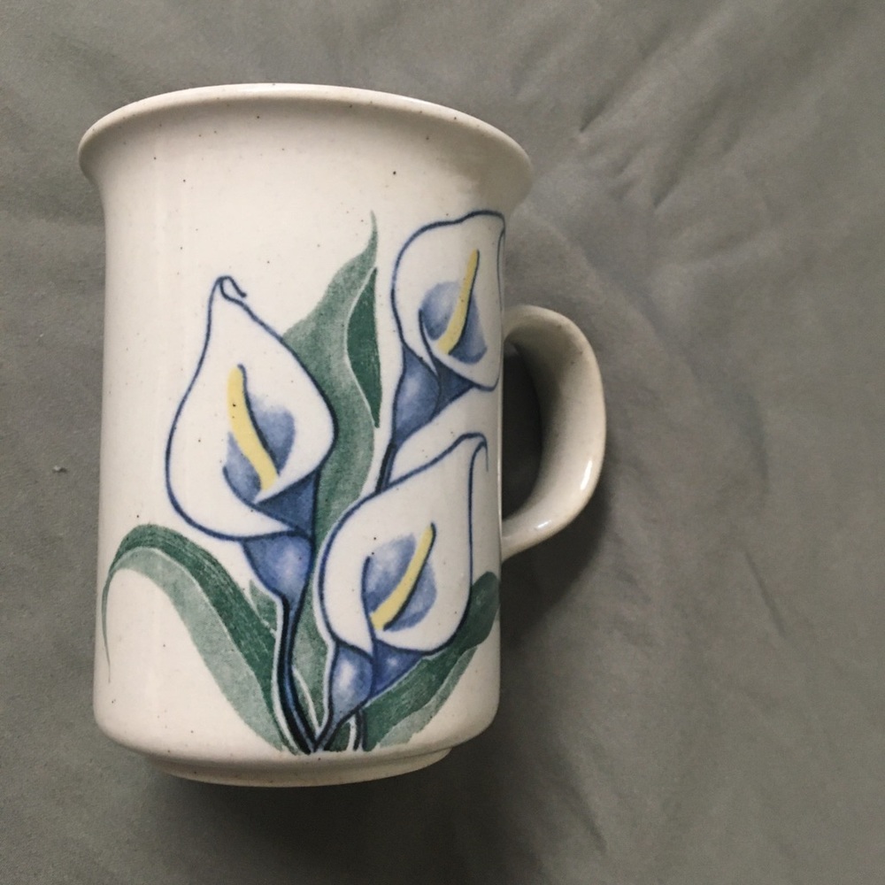 Calla Lilly Flower Stoneware Mug